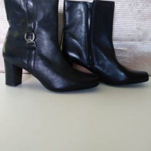 Women"s Black leather boots by East 5th